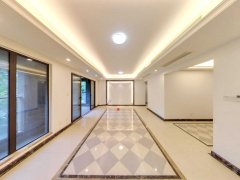 万科翡丽山 4房2厅  精装修朝南 租金4300元/月