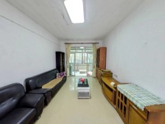 出售东泰花园 2房2厅  精装修朝南 售价120万