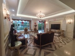 中信凯旋城 5房2厅  豪华装修朝南 租金9500元/月